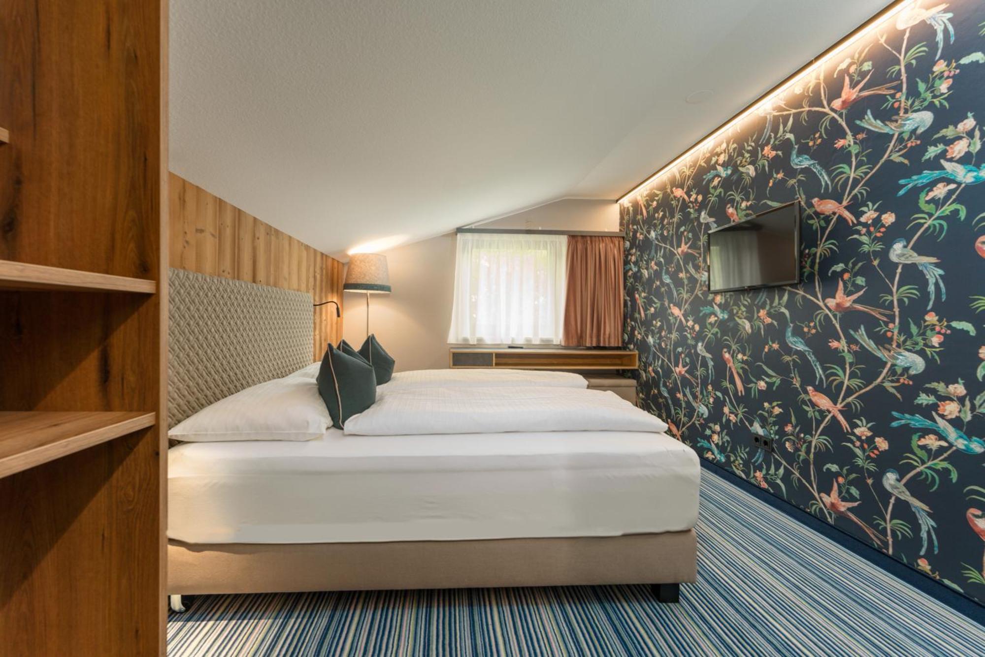 Erzherzog Johann Alpin Style Hotel - Adults Only 斯拉德明 外观 照片